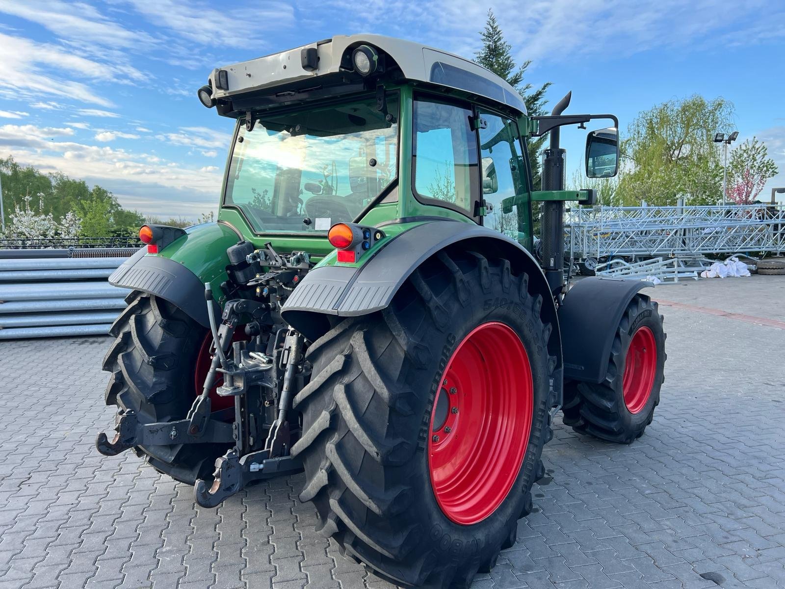 Traktor типа Fendt 211 Vario, Gebrauchtmaschine в Orţişoara (Фотография 7)