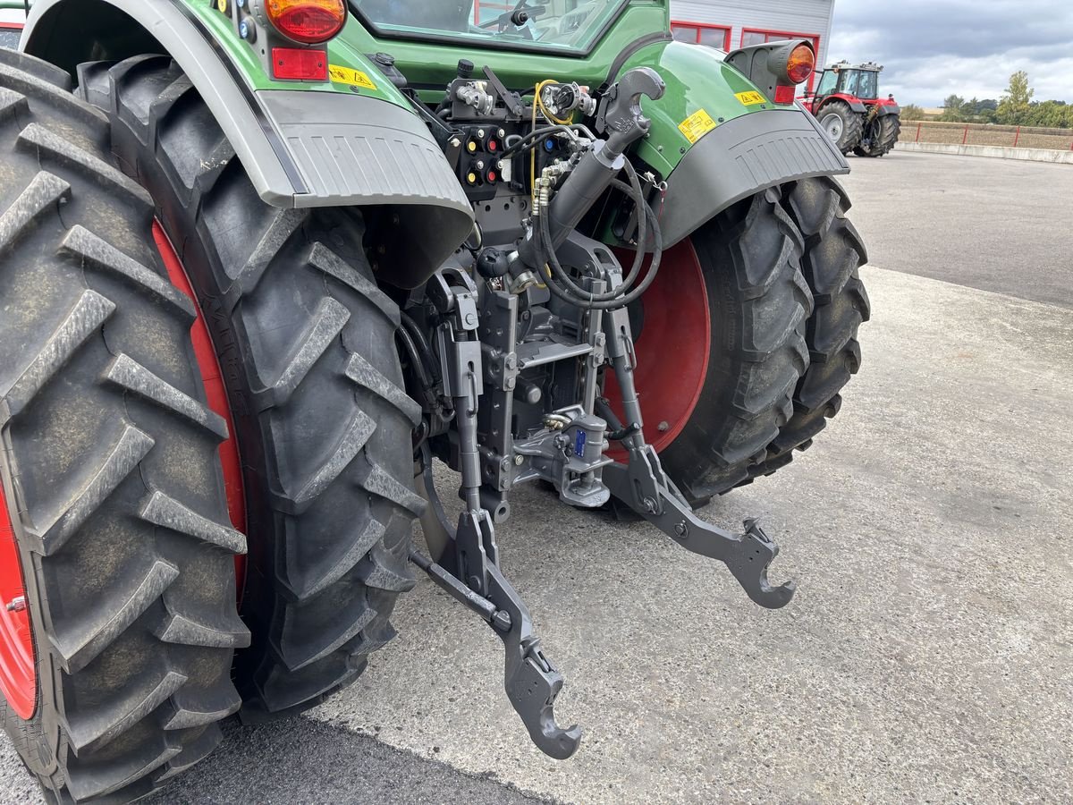 Traktor van het type Fendt 211 Vario, Gebrauchtmaschine in Starrein (Foto 18)