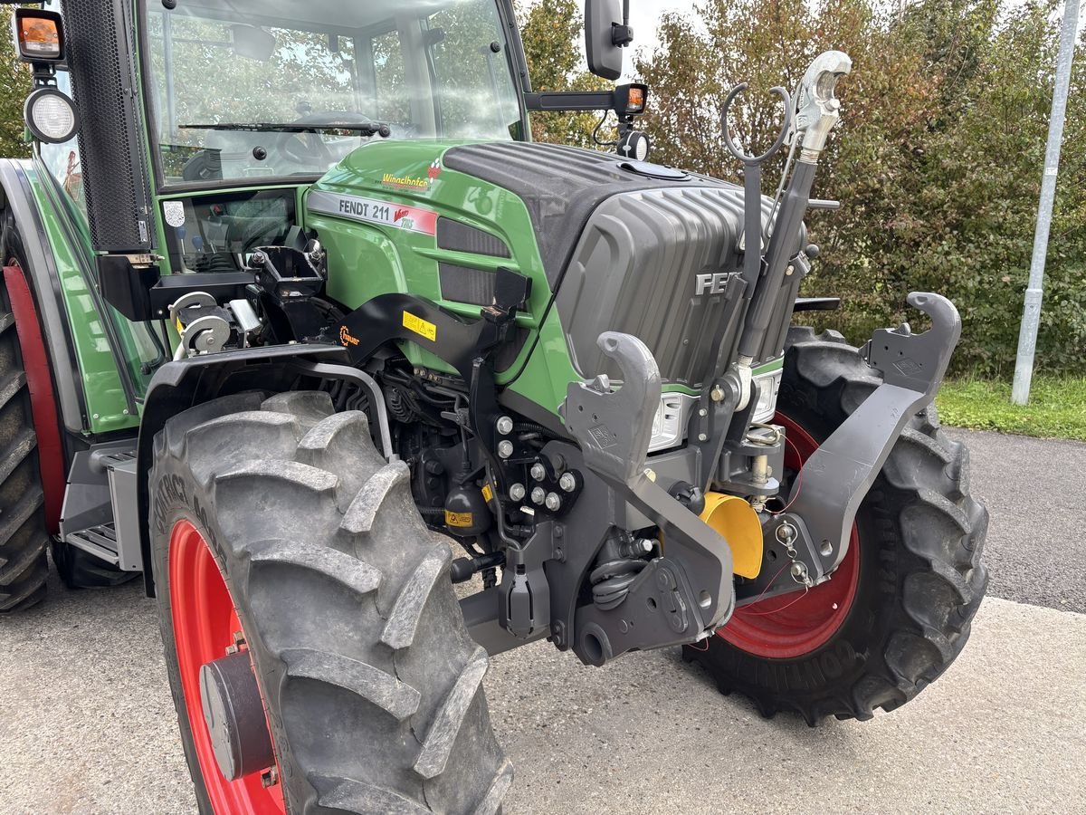 Traktor Türe ait Fendt 211 Vario, Gebrauchtmaschine içinde Starrein (resim 11)