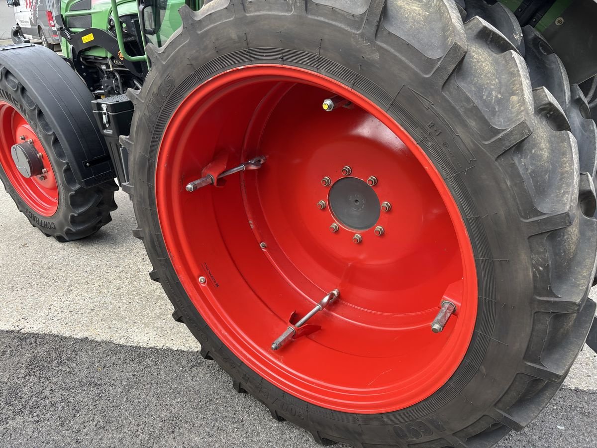 Traktor van het type Fendt 211 Vario, Gebrauchtmaschine in Starrein (Foto 16)