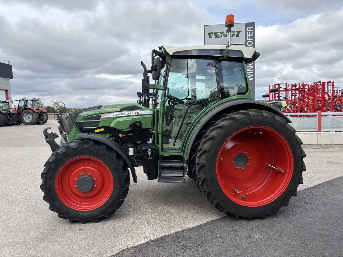 Traktor van het type Fendt 211 Vario, Gebrauchtmaschine in Starrein (Foto 4)