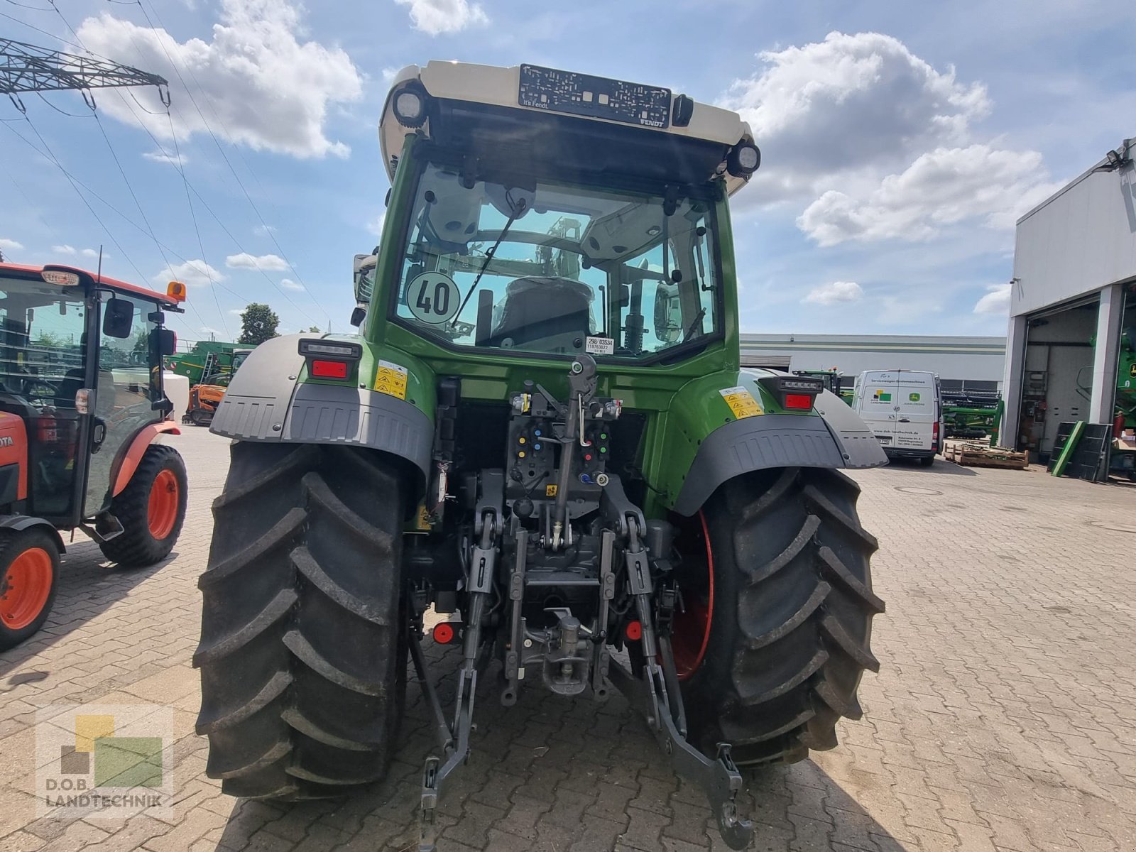 Traktor typu Fendt 211 Vario, Gebrauchtmaschine w Regensburg (Zdjęcie 5)