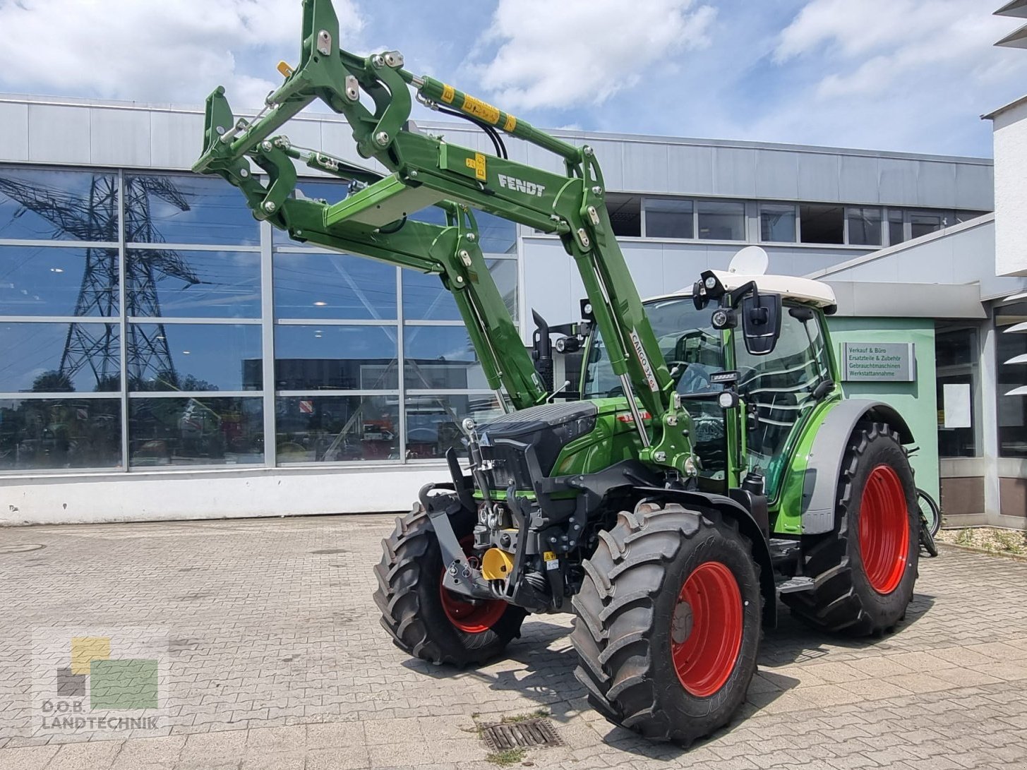 Traktor del tipo Fendt 211 Vario, Gebrauchtmaschine en Regensburg (Imagen 1)