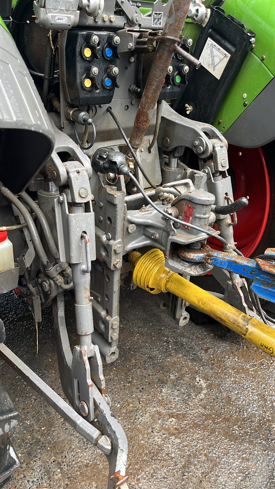 Traktor del tipo Fendt 211 Vario, Gebrauchtmaschine In Donaueschingen (Immagine 4)