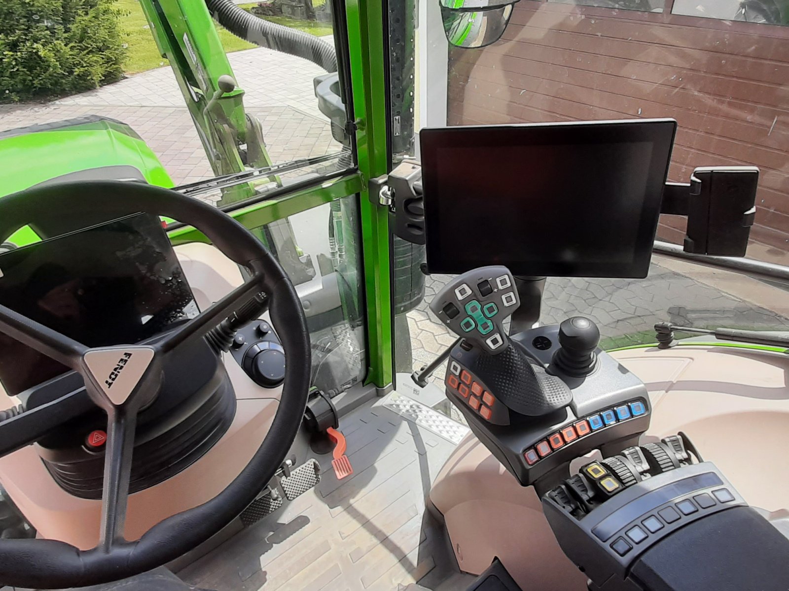 Traktor del tipo Fendt 211 Vario, Gebrauchtmaschine en Langenzenn (Imagen 2)