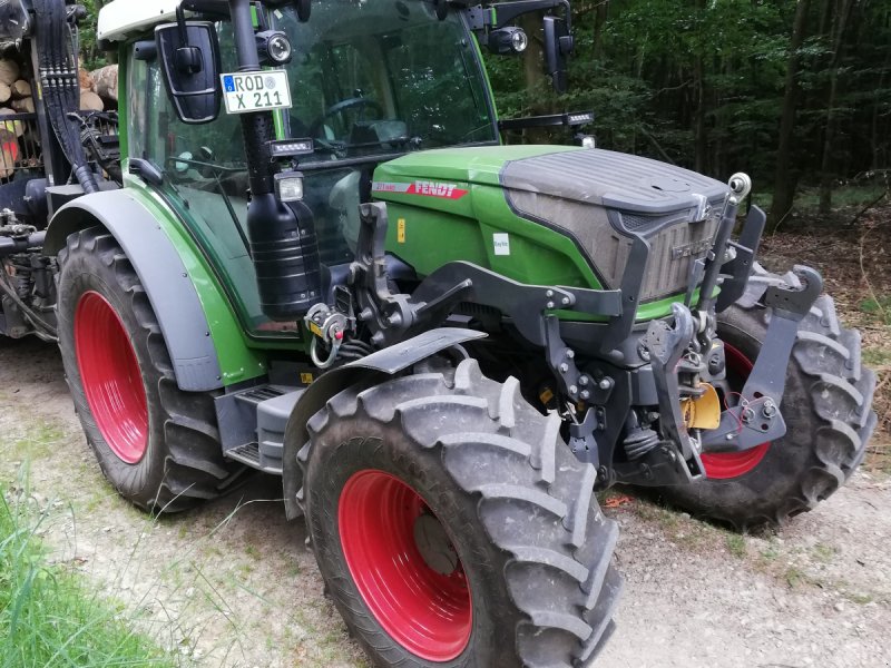 Traktor des Typs Fendt 211 Vario, Gebrauchtmaschine in Wald (Bild 1)