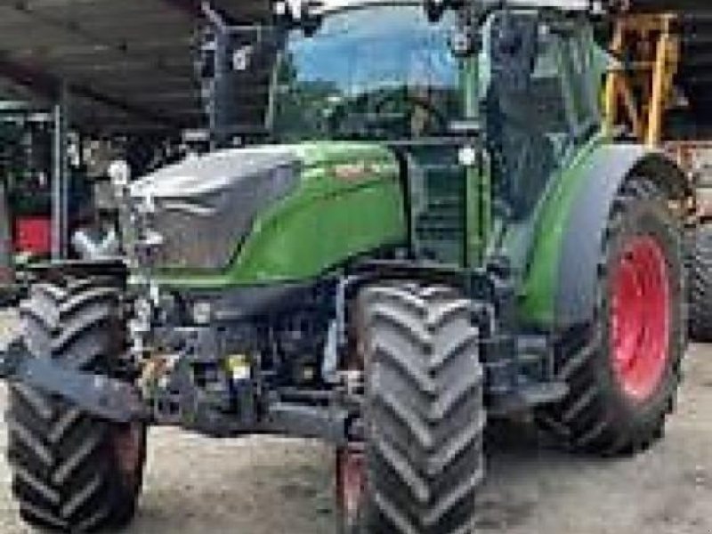 Traktor of the type Fendt 211s profi plus, Gebrauchtmaschine in MONFERRAN (Picture 1)