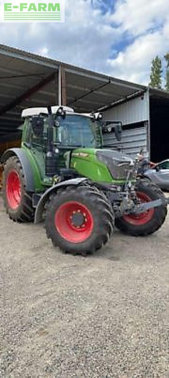 Traktor des Typs Fendt 211s profi plus, Gebrauchtmaschine in MONFERRAN (Bild 2)