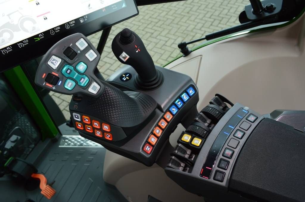 Traktor typu Fendt 211S Vario Gen3 Profi+ Setting2, Gebrauchtmaschine w Erichem (Zdjęcie 5)