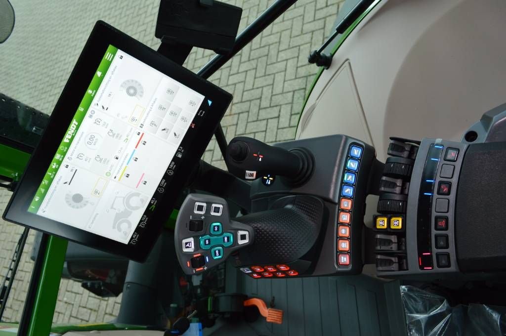 Traktor typu Fendt 211S Vario Gen3 Profi+ Setting2, Gebrauchtmaschine w Erichem (Zdjęcie 4)