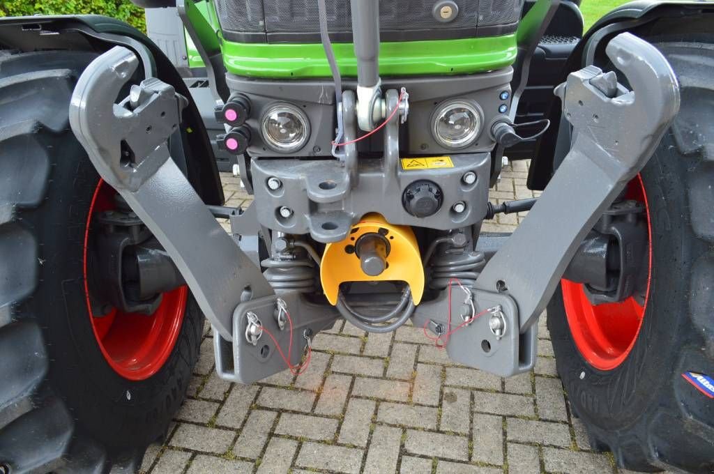 Traktor des Typs Fendt 211S Vario Gen3 Profi+ Setting2, Gebrauchtmaschine in Erichem (Bild 11)