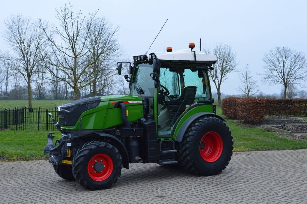 Traktor typu Fendt 211V Gen3 Profi+ Smalspoor/Fruitteelttractor, Gebrauchtmaschine w Erichem (Zdjęcie 1)