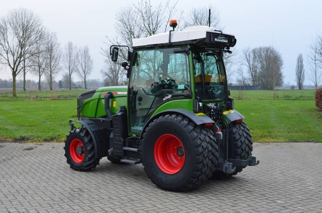 Traktor типа Fendt 211V Gen3 Profi+ Smalspoor/Fruitteelttractor, Gebrauchtmaschine в Erichem (Фотография 9)