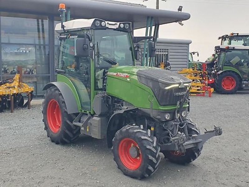 Traktor typu Fendt 211V PROFI Setting2  Gen3, Gebrauchtmaschine w PEYROLE (Zdjęcie 1)