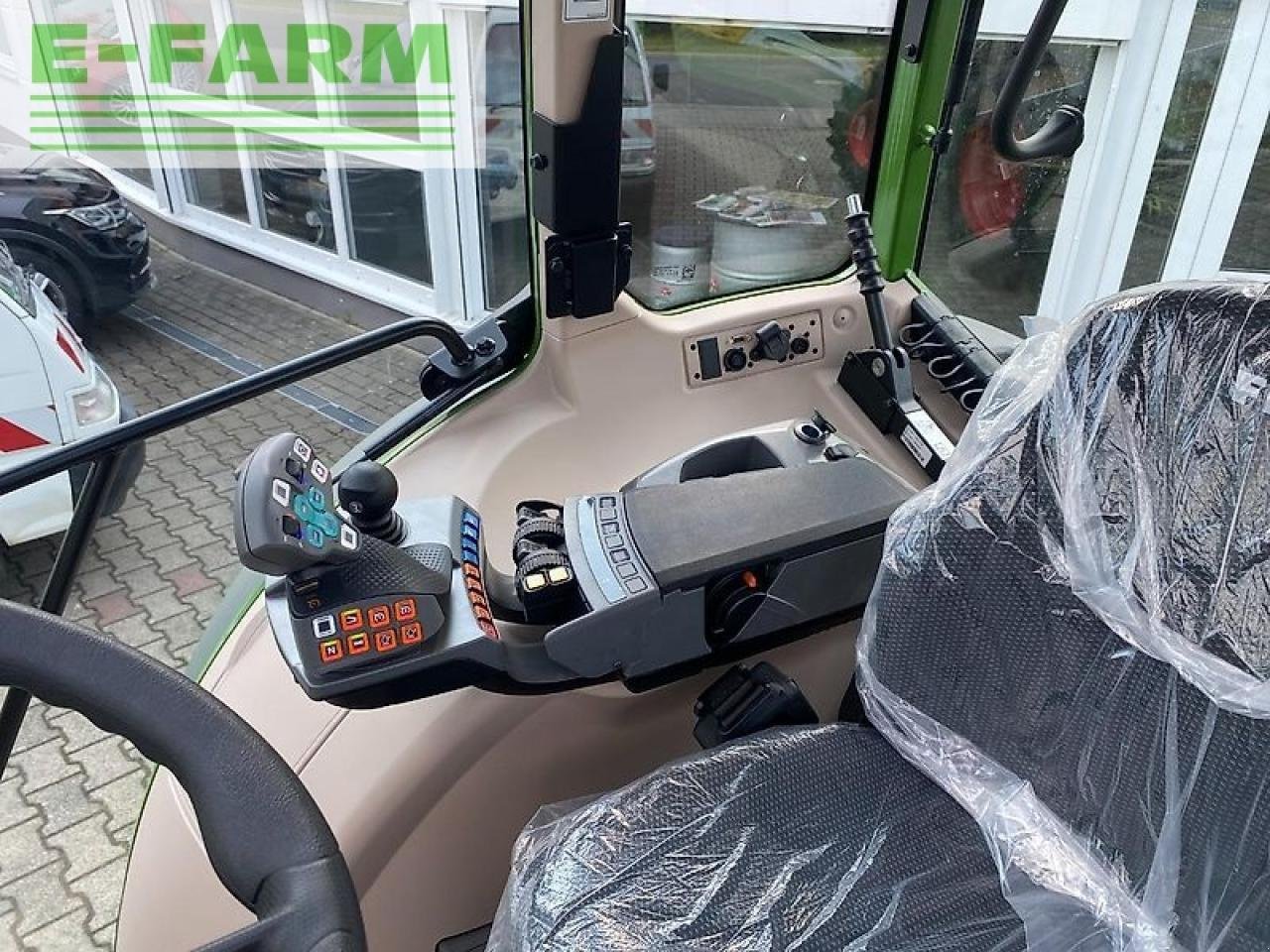 Traktor типа Fendt 211vario s gen3, Gebrauchtmaschine в Groß-Zimmern (Фотография 7)