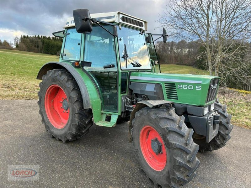 Traktor типа Fendt 260 S Allrad, Gebrauchtmaschine в Trochtelfingen (Фотография 1)