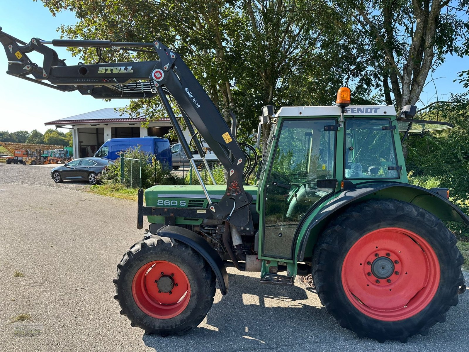 Traktor Türe ait Fendt 260 S mit Stoll Frontlader, Gebrauchtmaschine içinde Kienberg (resim 2)