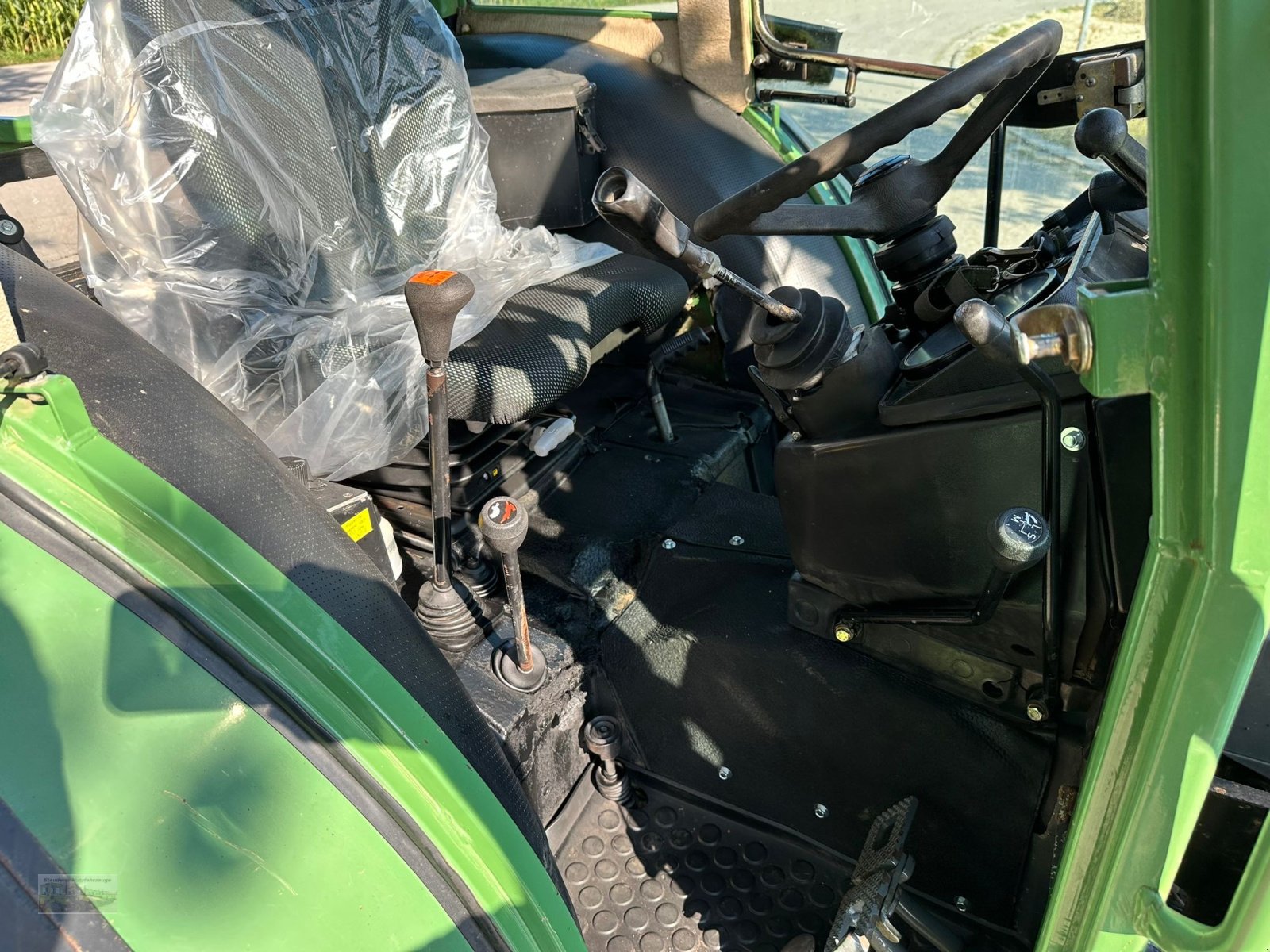 Traktor tip Fendt 260 S mit Stoll Frontlader, Gebrauchtmaschine in Kienberg (Poză 15)