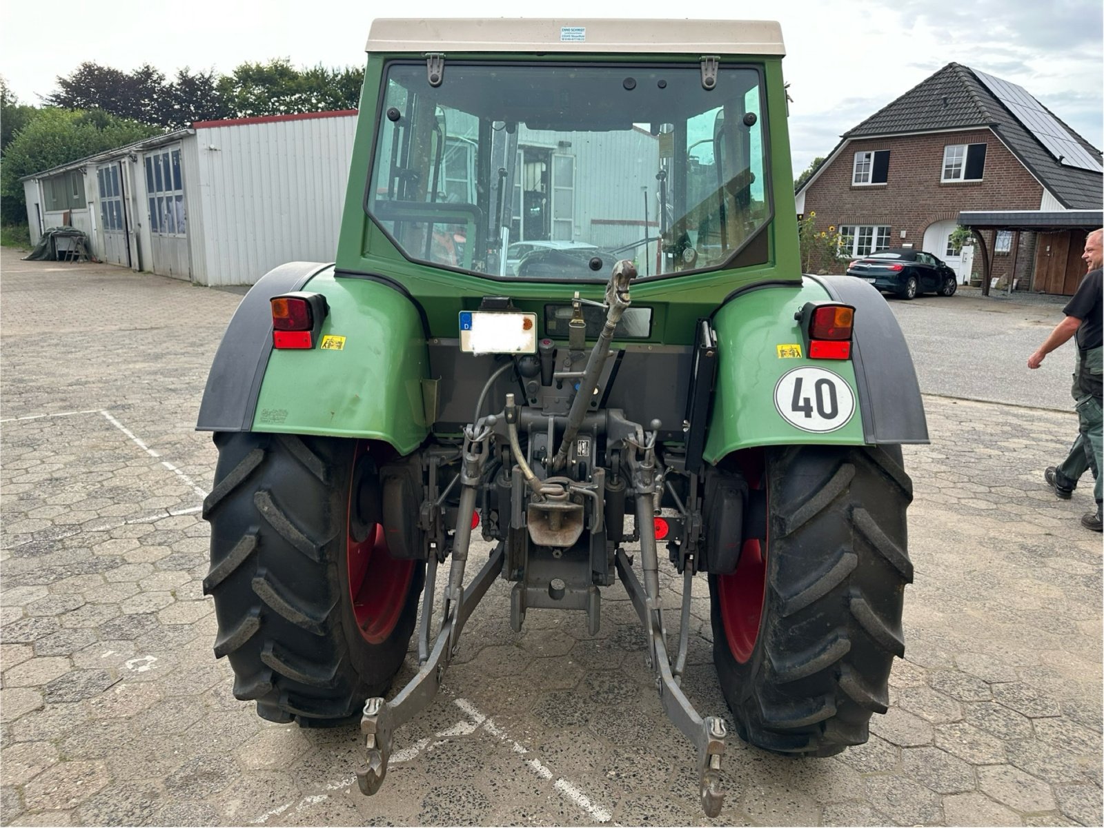 Traktor от тип Fendt 260 SA Allrad, Gebrauchtmaschine в Elmenhorst-Lanken (Снимка 3)