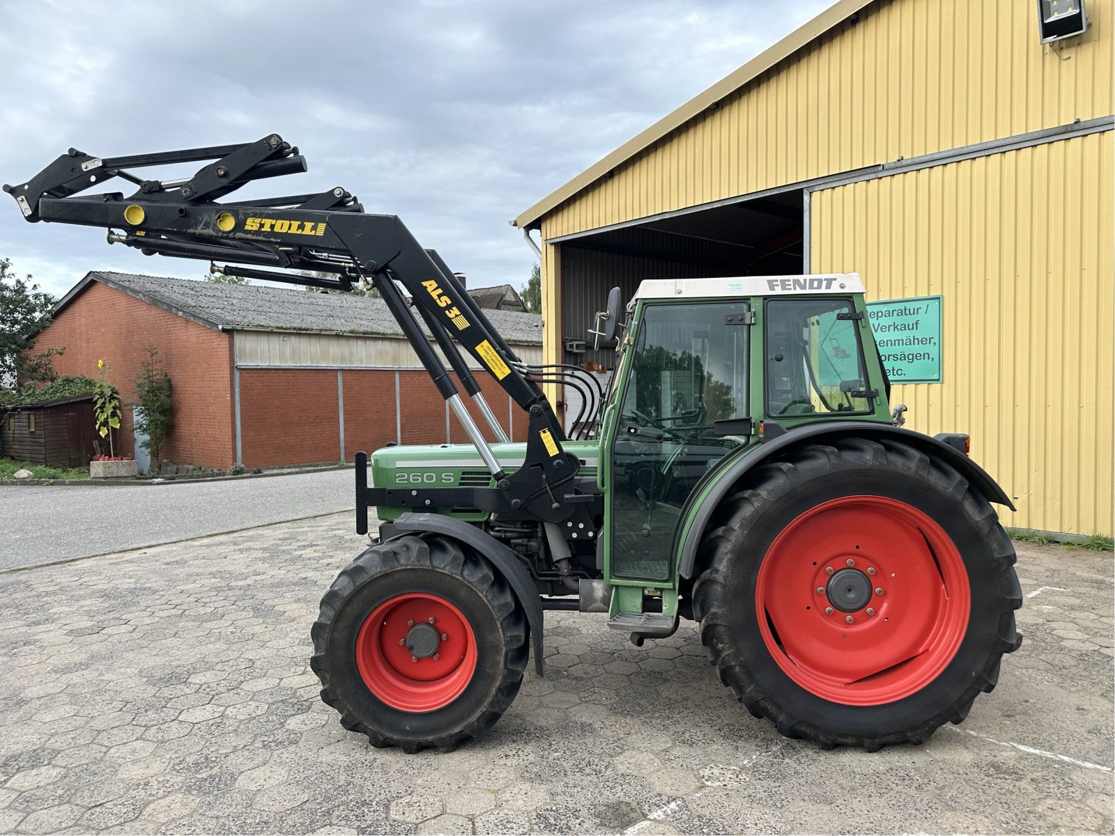 Traktor typu Fendt 260 SA Allrad, Gebrauchtmaschine v Elmenhorst-Lanken (Obrázok 4)