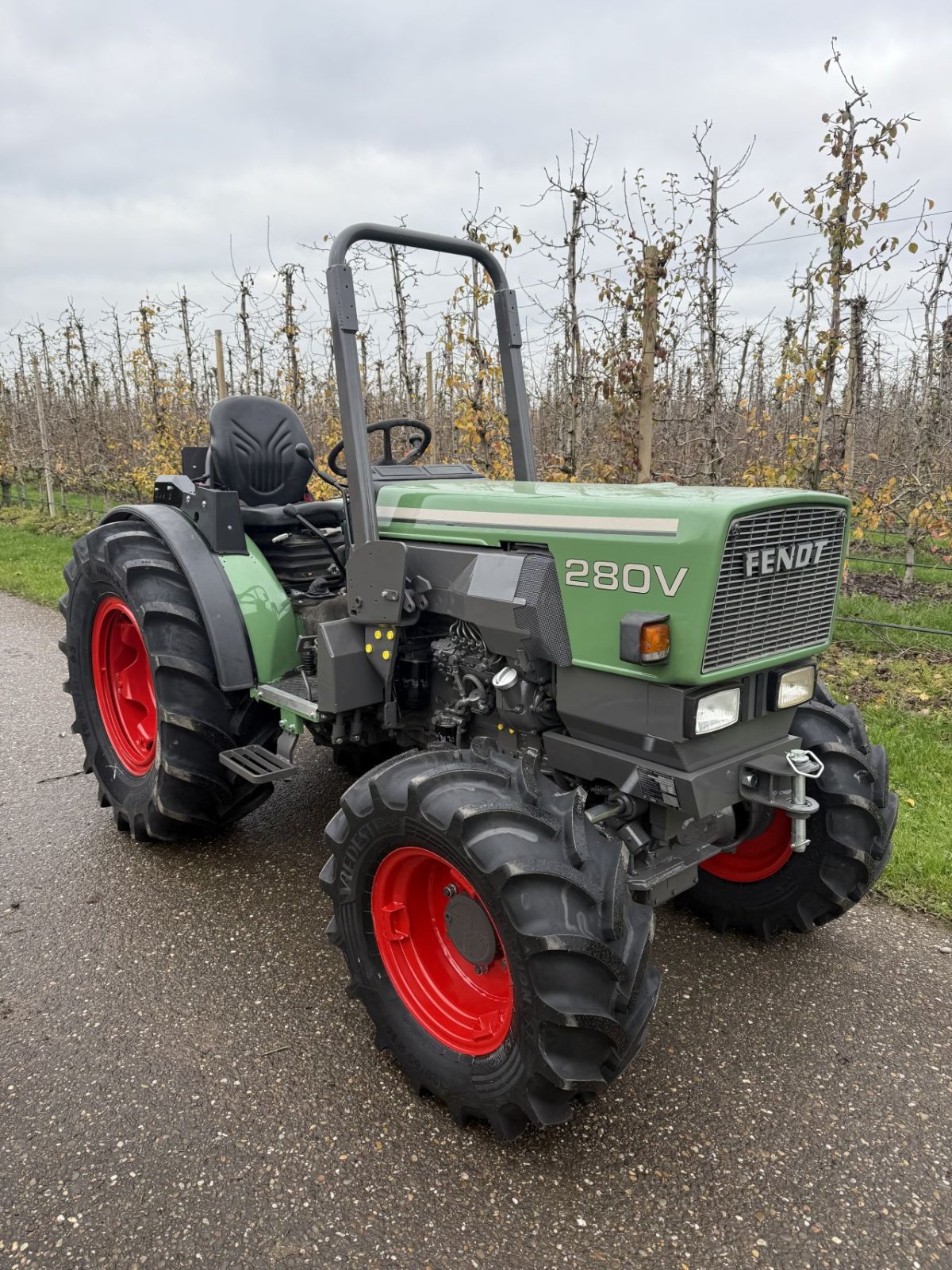 Traktor типа Fendt 280va, Gebrauchtmaschine в Wadenoijen (Фотография 1)