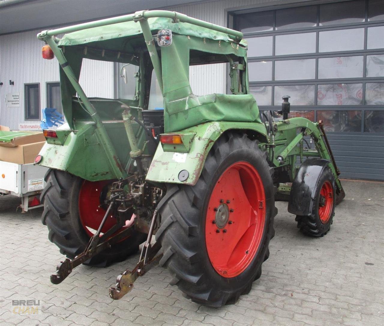 Traktor des Typs Fendt 3 SA, Gebrauchtmaschine in Cham (Bild 3)