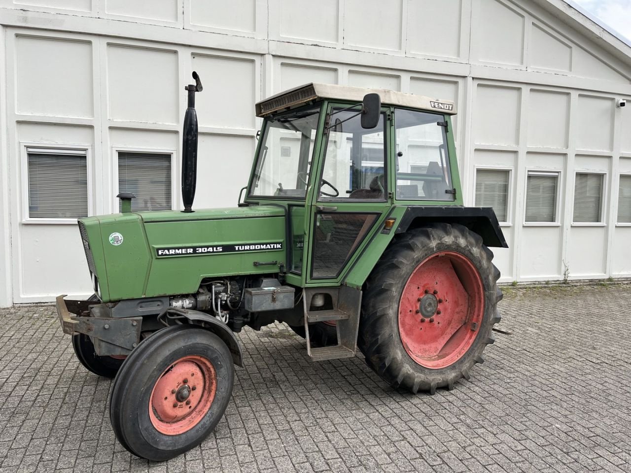 Traktor typu Fendt 304 LS, Gebrauchtmaschine w Kampen (Zdjęcie 2)