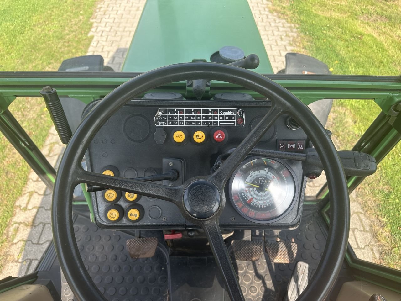 Traktor des Typs Fendt 305 LS, Gebrauchtmaschine in Almen (Bild 10)