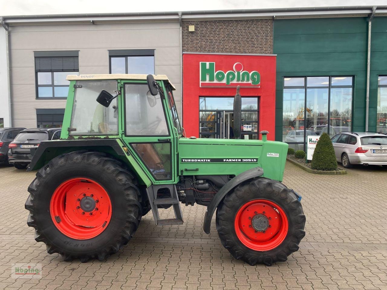 Traktor Türe ait Fendt 305, Gebrauchtmaschine içinde Bakum (resim 1)