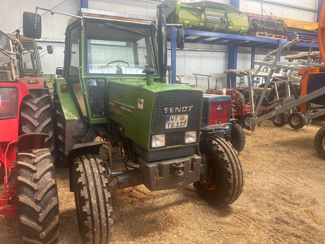 Traktor типа Fendt 306 Hinterrad hydr. Lenkung Motor überholt, Gebrauchtmaschine в Schutterzell (Фотография 26)