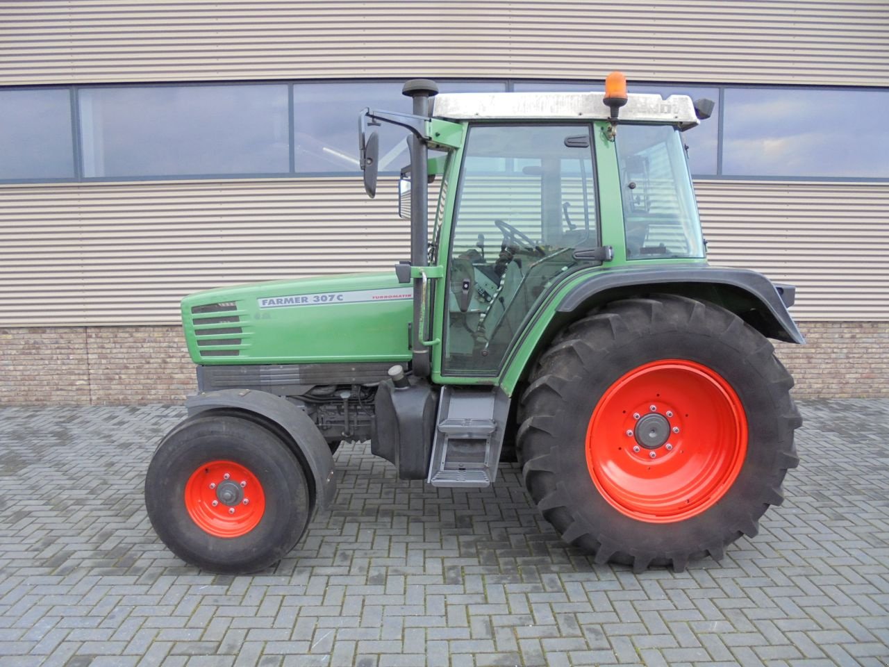 Traktor van het type Fendt 307c 2wd 40km, Gebrauchtmaschine in Houten (Foto 2)