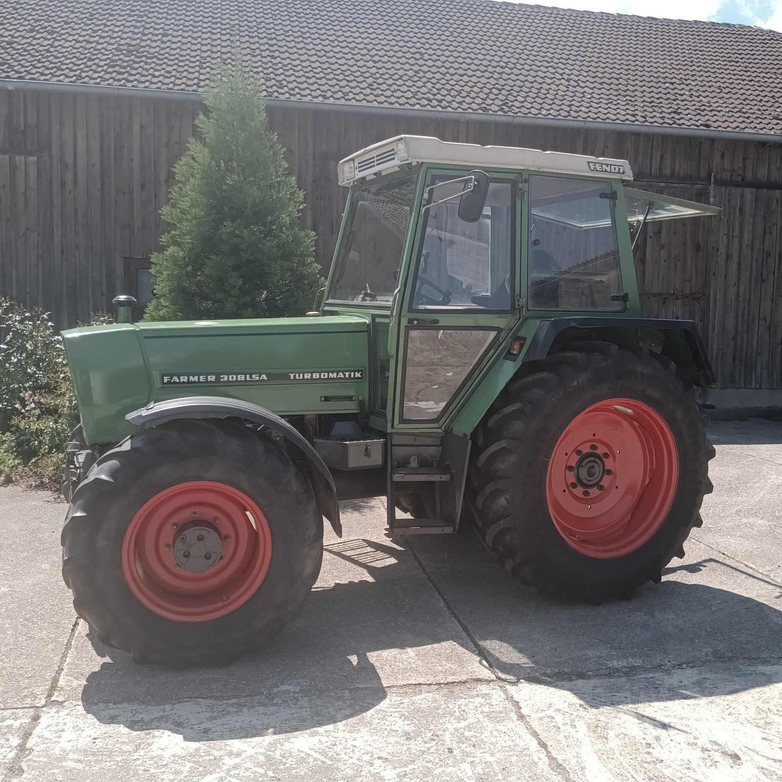 Traktor tipa Fendt 308 LSA, Gebrauchtmaschine u Aufhausen (Slika 2)