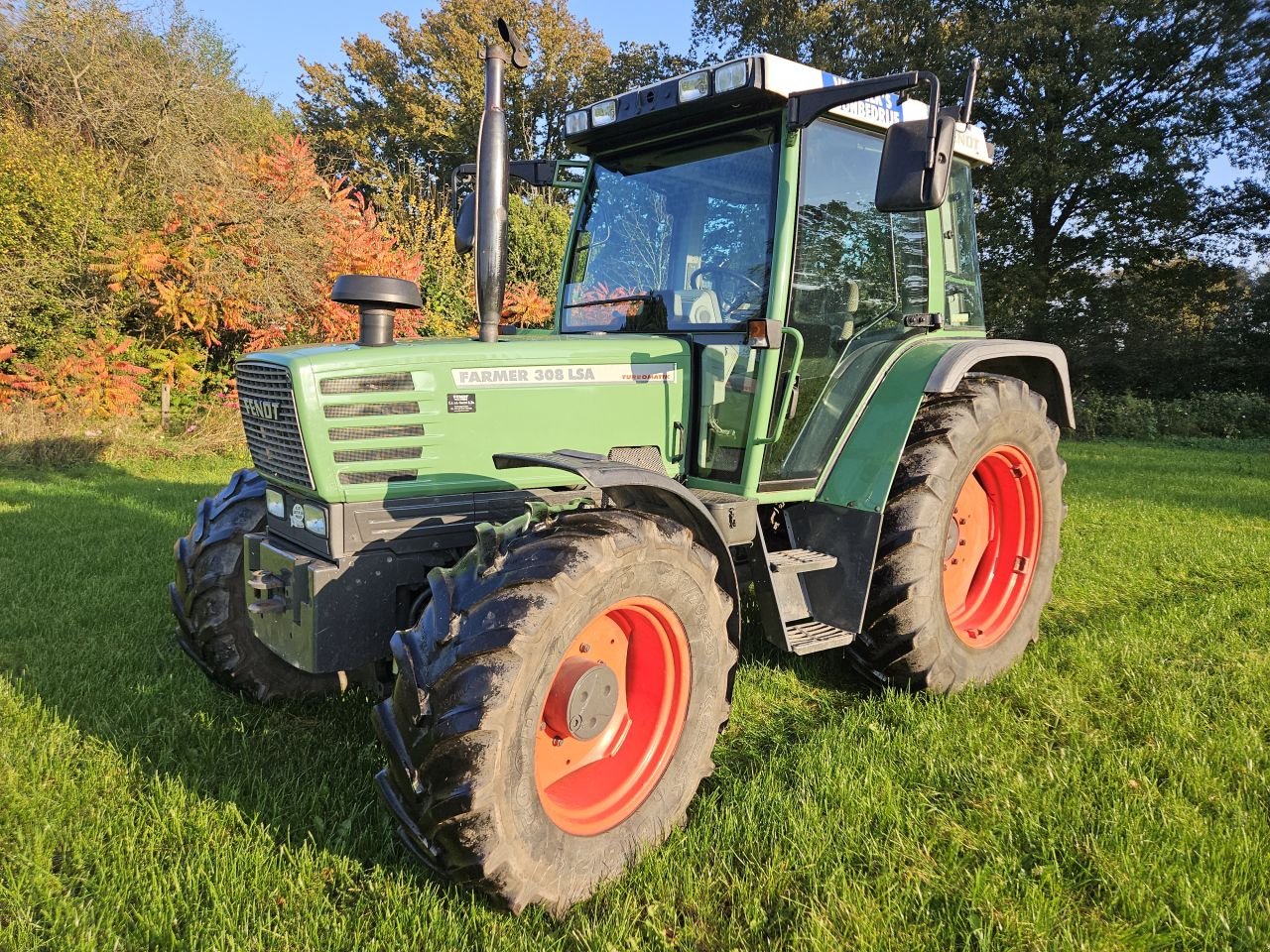 Traktor типа Fendt 308 LSA, Gebrauchtmaschine в Hoogland (Фотография 1)