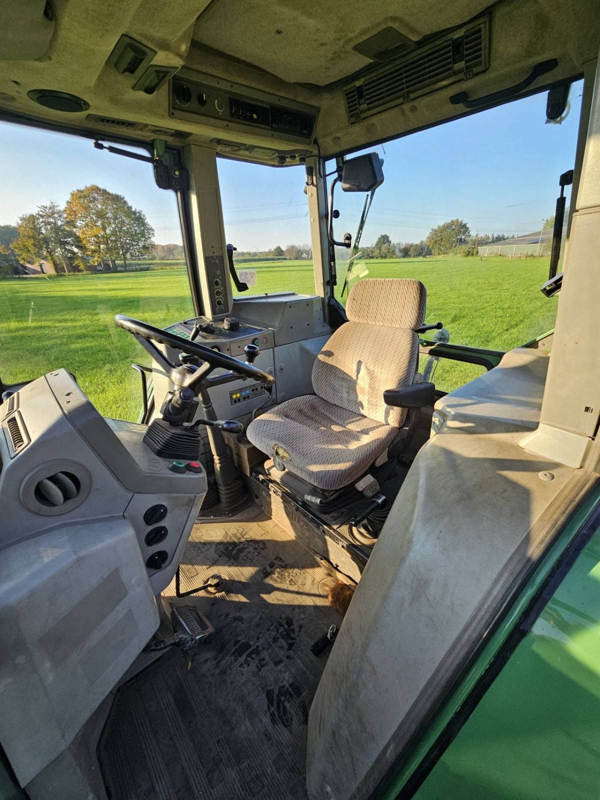 Traktor типа Fendt 308 LSA, Gebrauchtmaschine в Hoogland (Фотография 10)