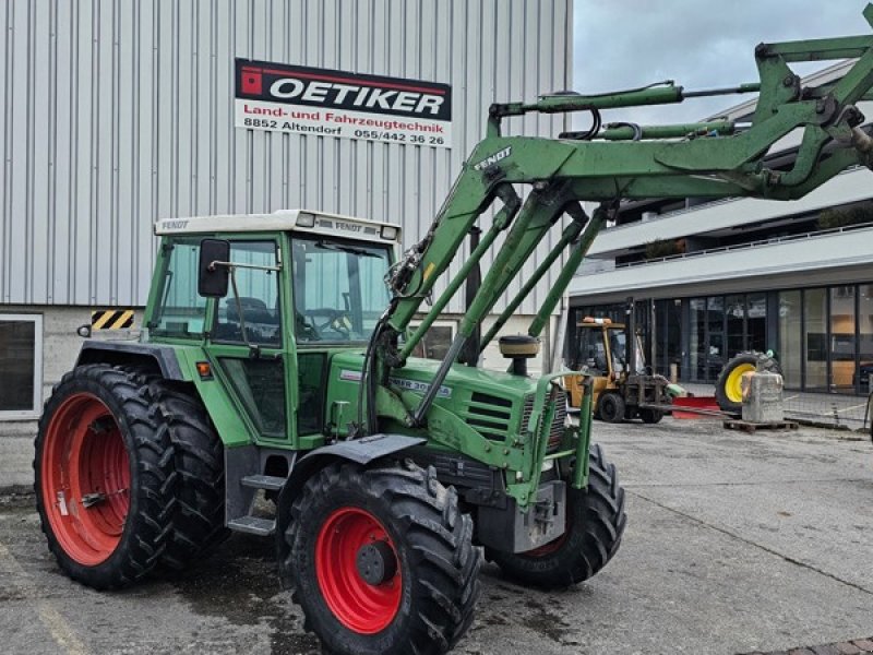 Traktor типа Fendt 308 LSA, Gebrauchtmaschine в Altendorf (Фотография 1)