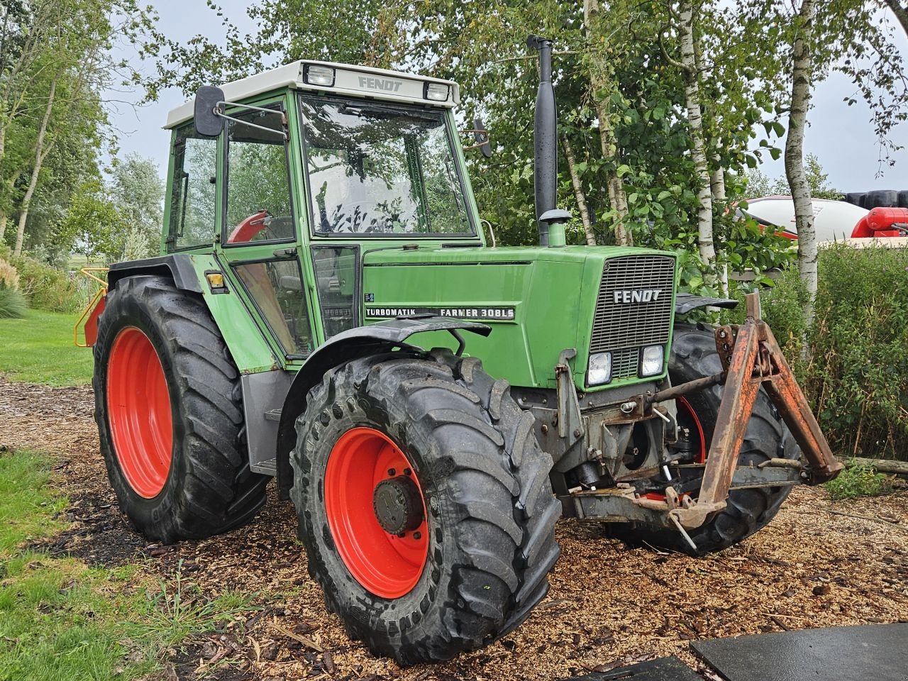 Traktor типа Fendt 308, Gebrauchtmaschine в ZEGVELD (Фотография 1)