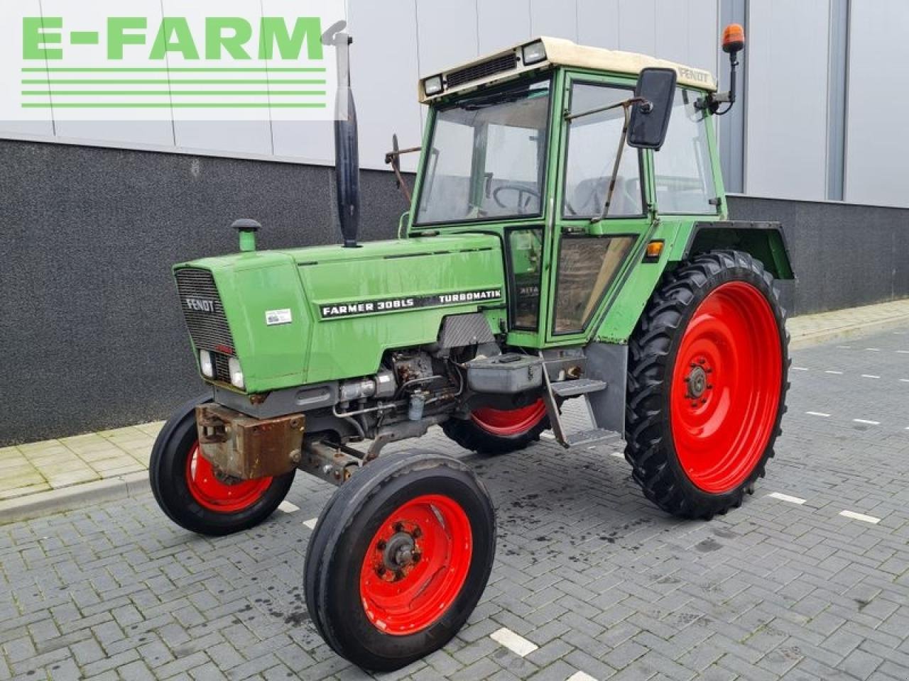 Traktor типа Fendt 308ls verhoogd, Gebrauchtmaschine в gg VEGHEL (Фотография 1)