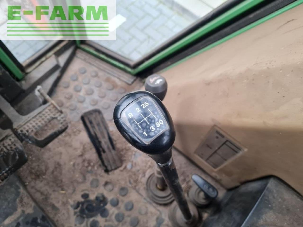 Traktor des Typs Fendt 308ls verhoogd, Gebrauchtmaschine in gg VEGHEL (Bild 11)