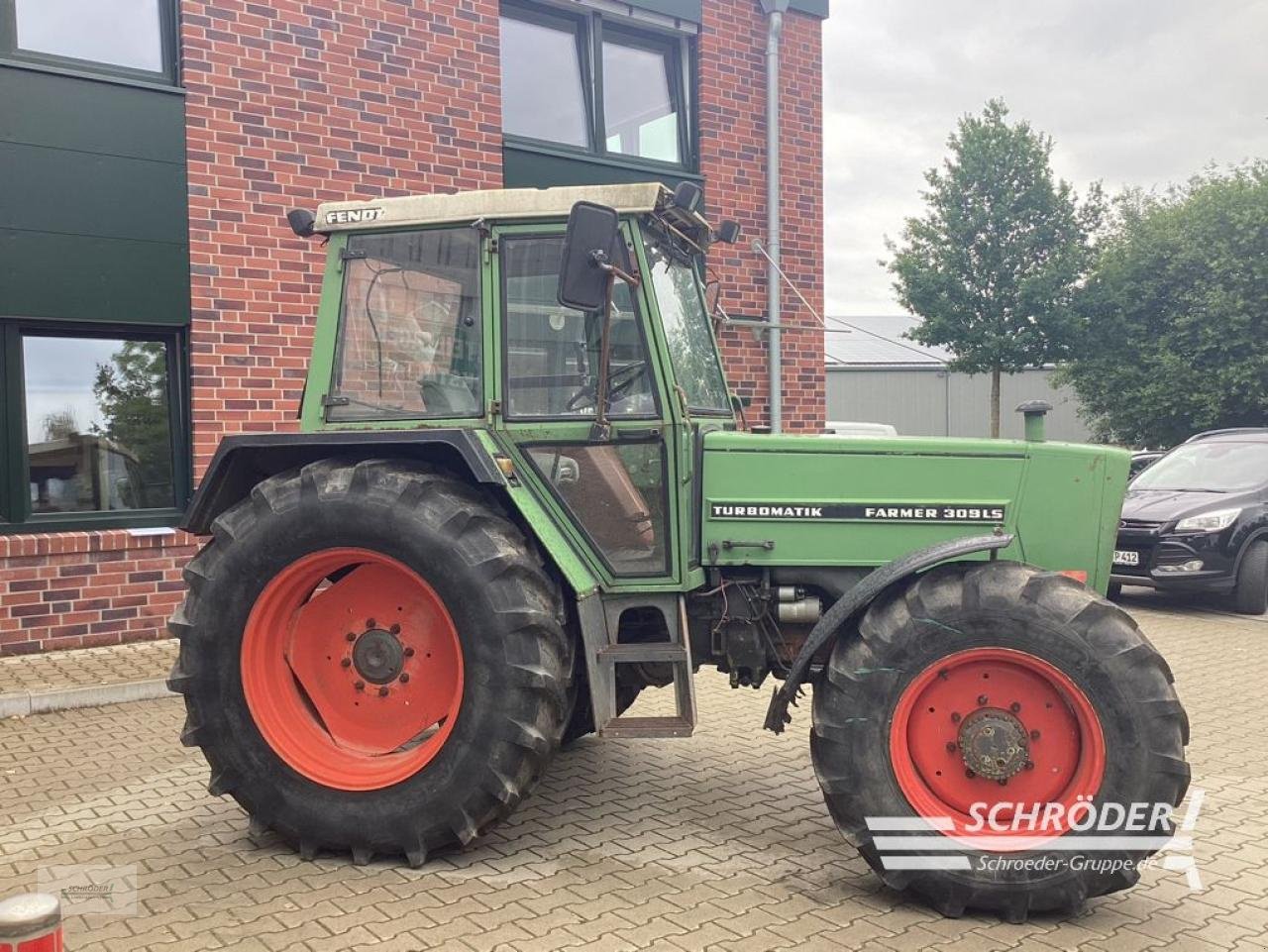 Traktor a típus Fendt 309 LSA, Gebrauchtmaschine ekkor: Wildeshausen (Kép 7)