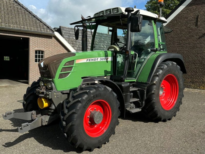 Traktor Türe ait Fendt 309 Vario met Fronthef Aftakas, Gebrauchtmaschine içinde zwolle (resim 1)