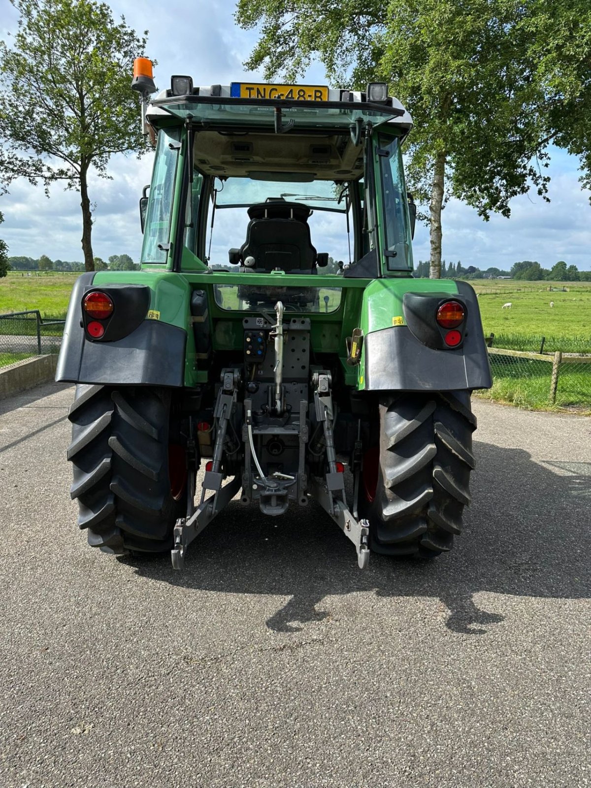 Traktor типа Fendt 309 Vario met Fronthef Aftakas, Gebrauchtmaschine в zwolle (Фотография 3)