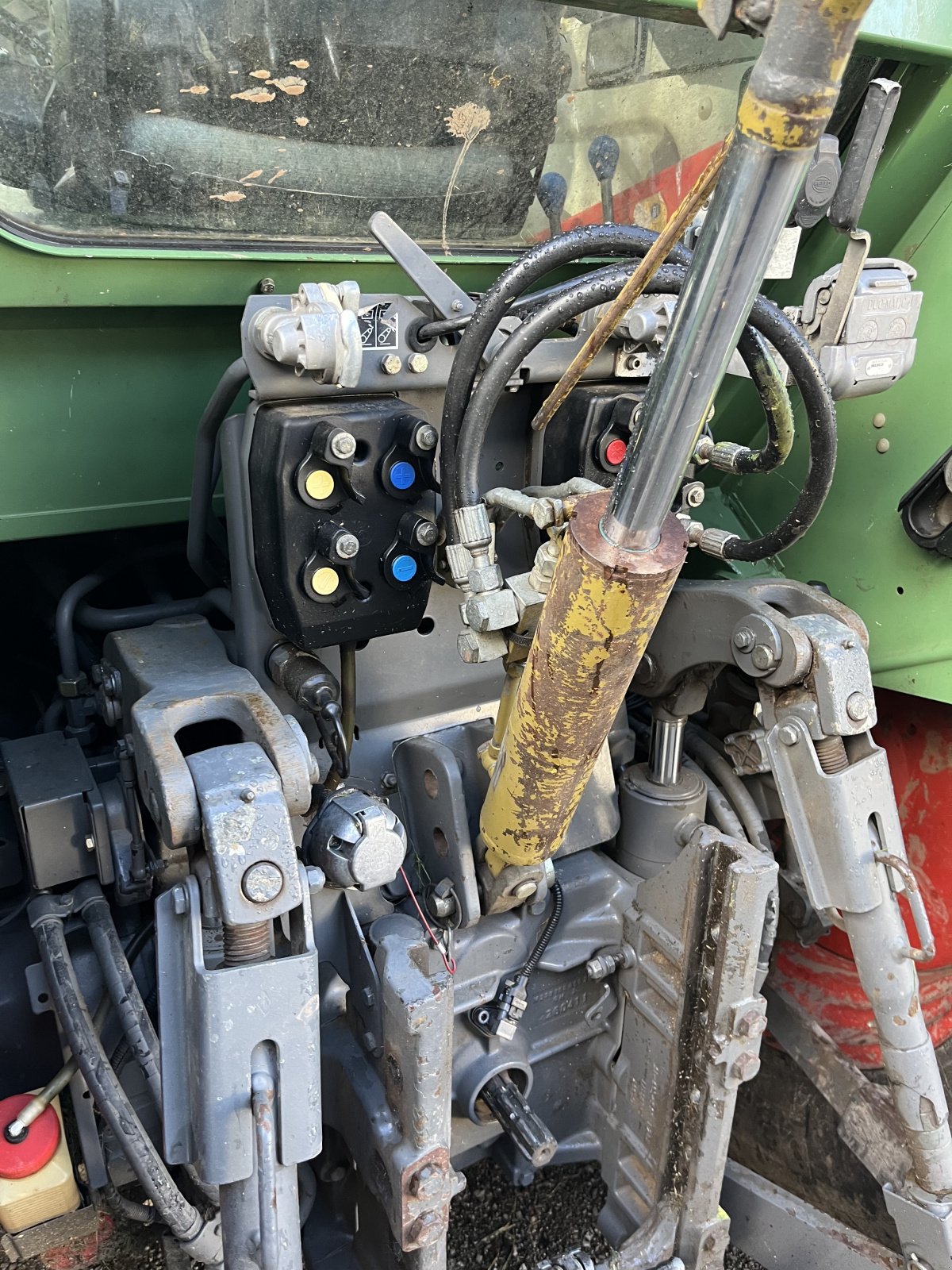 Traktor typu Fendt 309 Vario, Gebrauchtmaschine w Donaueschingen (Zdjęcie 8)