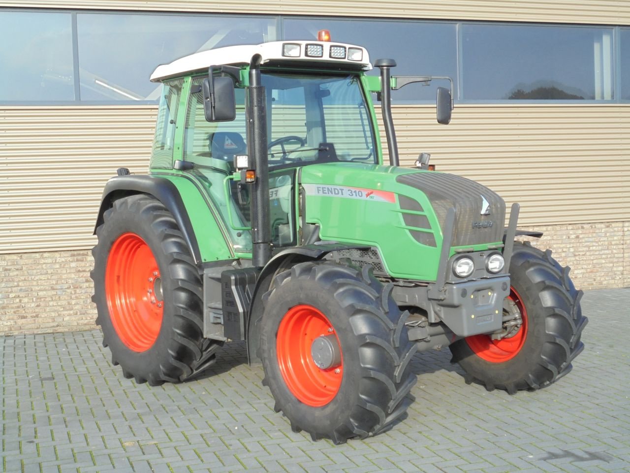 Traktor типа Fendt 310 vario ( 311-312-313 ), Gebrauchtmaschine в Houten (Фотография 5)