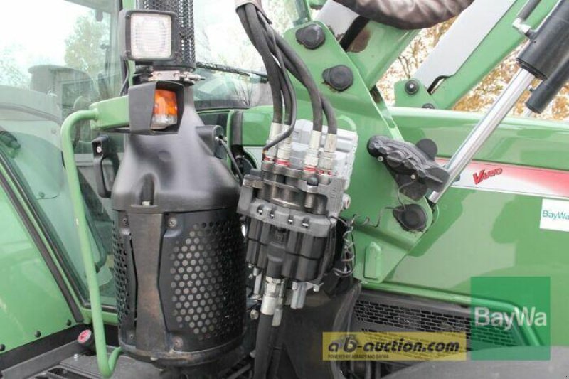 Traktor des Typs Fendt 310 VARIO SCR TMS, Gebrauchtmaschine in Straubing (Bild 12)