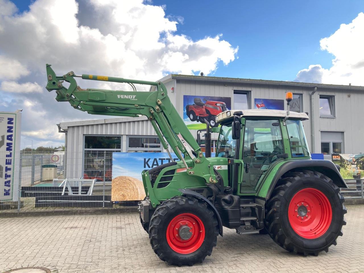 Traktor Türe ait Fendt 310 Vario TMS, Gebrauchtmaschine içinde Stuhr (resim 2)