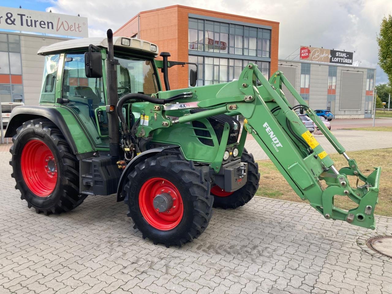 Traktor typu Fendt 310 Vario TMS, Gebrauchtmaschine v Stuhr (Obrázek 3)