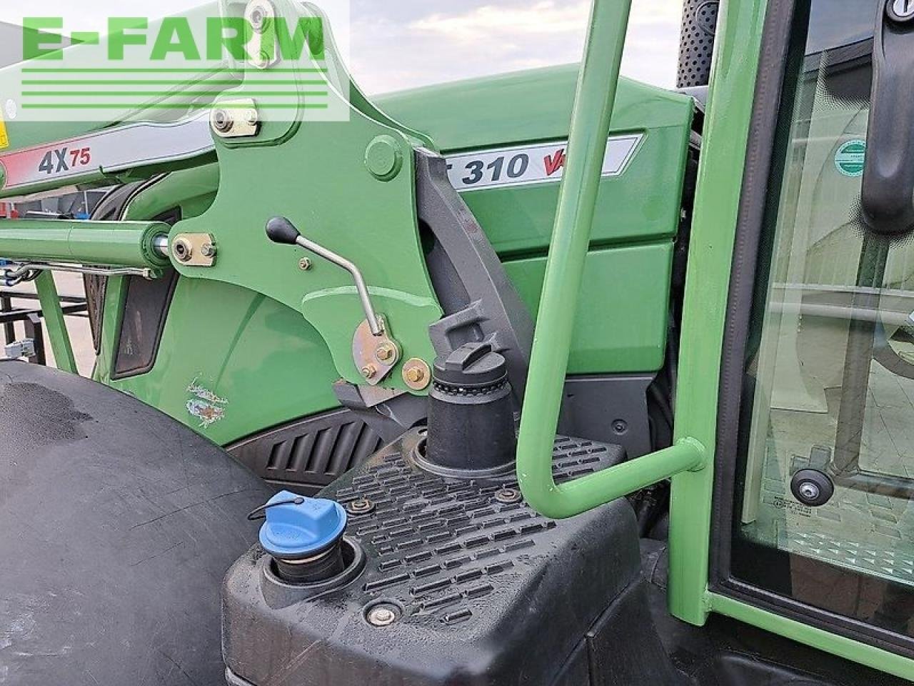 Traktor типа Fendt 310 vario, Gebrauchtmaschine в gg VEGHEL (Фотография 2)