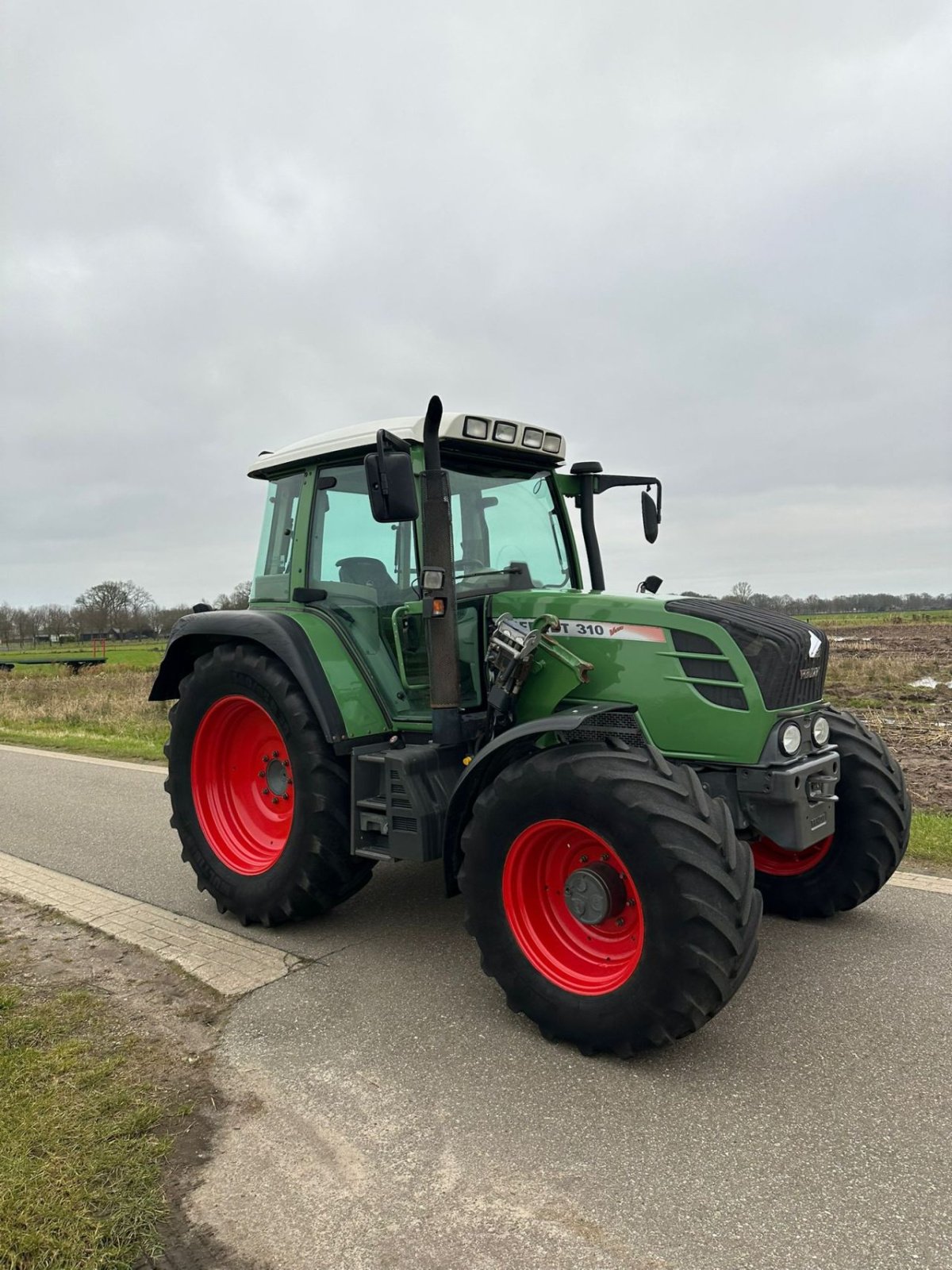 Traktor tipa Fendt 310 Vario, Gebrauchtmaschine u zwolle (Slika 2)