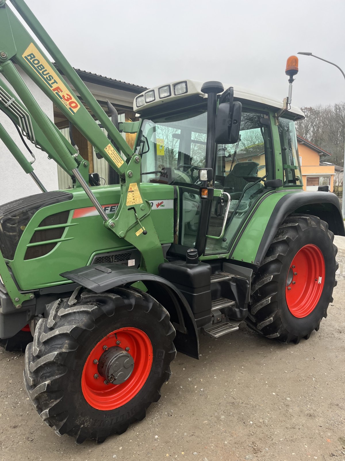 Traktor typu Fendt 310 Vario, Gebrauchtmaschine v Bad Griesbach (Obrázek 3)