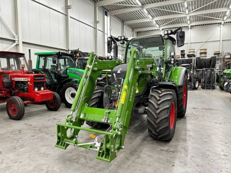 Traktor of the type Fendt 311 Gen4 Power Setting2, Fr.loader, Frlinkage+pto, Neumaschine in Marknesse (Picture 10)